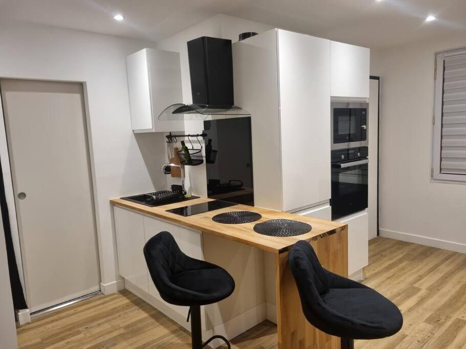 Apparemment Cosy & Chic Apartment Reze Luaran gambar
